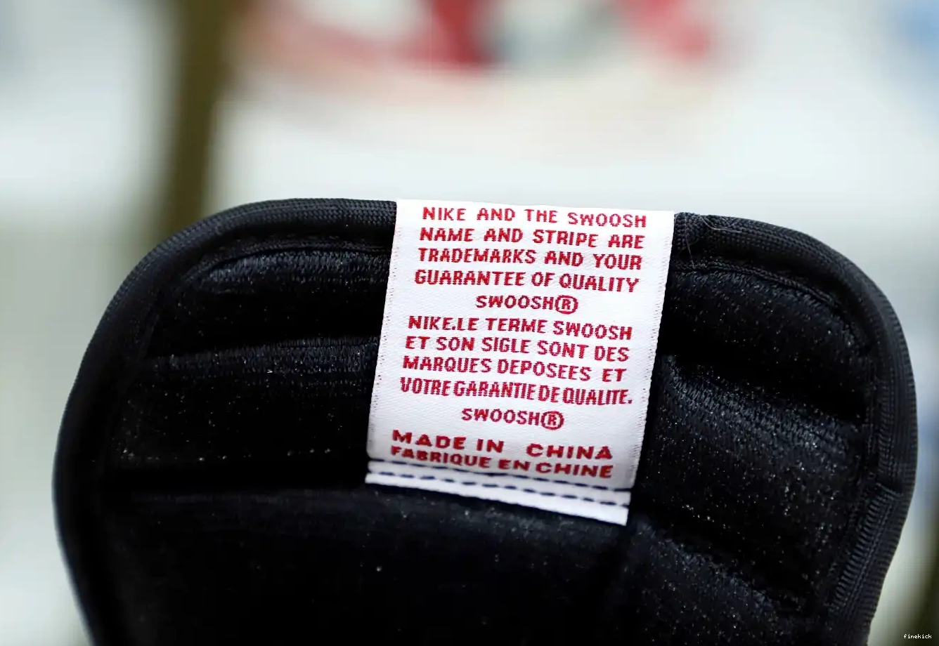 HIGH OG 'FEARLESS' JORDAN AIR 1 RETRO 0703
